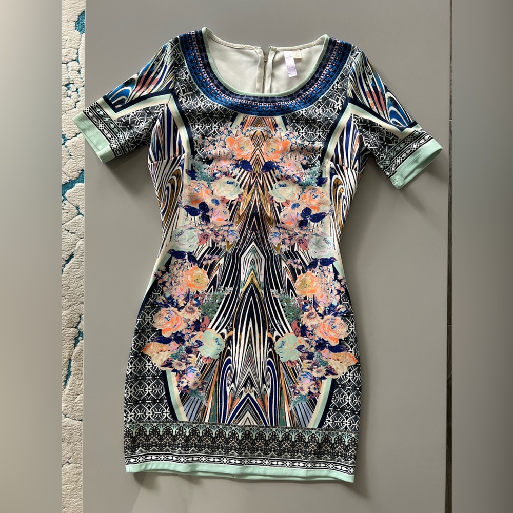 Alya Quarter Sleeve Pattern Dress